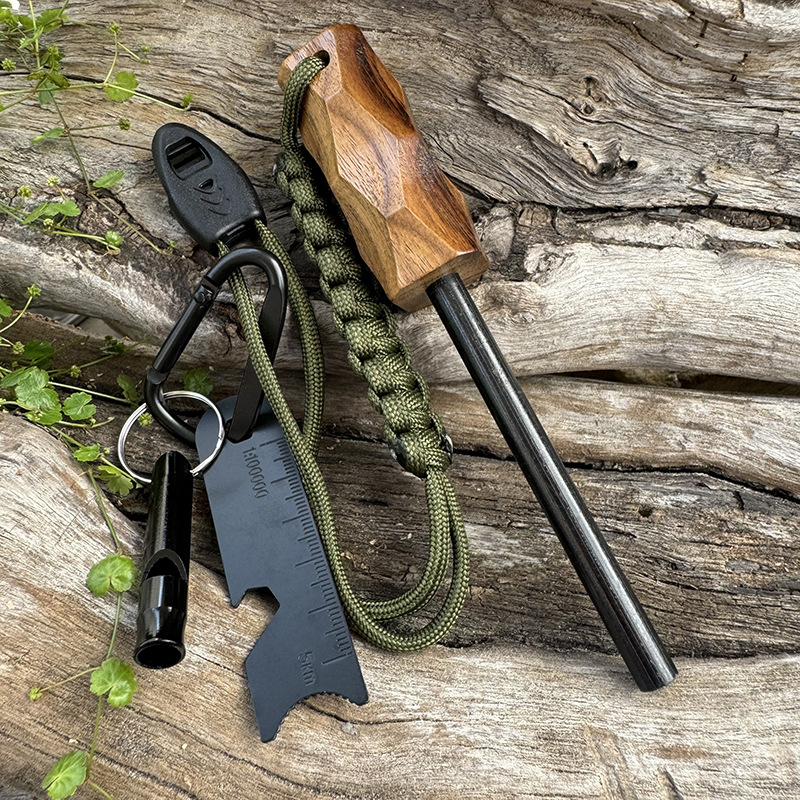Nieuwe Outdoor vuursteen vuura - Ferro Rod Striker recensie en prijs