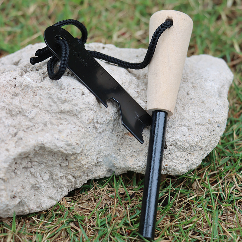 Draagbare outdoor vuursteen, u - Ferro Rod Striker recensie en prijs